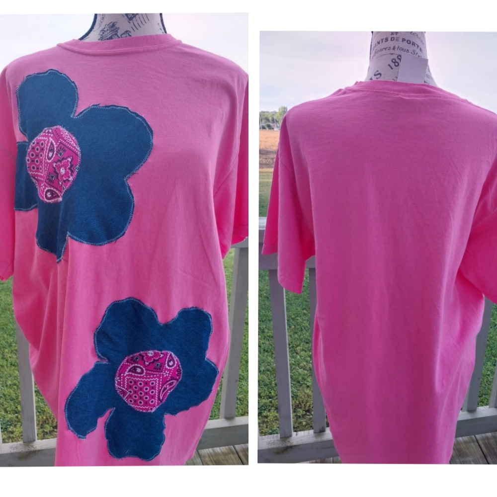 Boho HIPPIE Pink T-Shirt with Blue JEAN Floral DAISY Appliqué /L